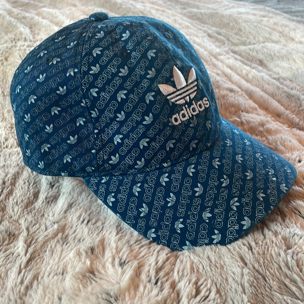 Adidas relaxed adjustable strap baseball cap / hat